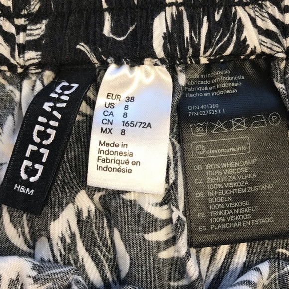 Divided by H&M, Skirt, Size 8 - Picture 5 of 7